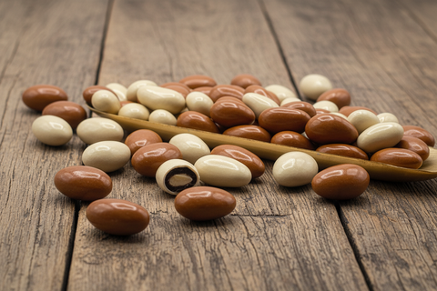 Candied Chocolate With Almonds (Tenerly)