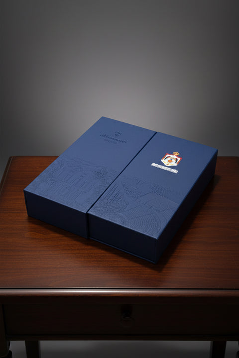 Fancy Square Magnetic Leather Box (Country Theme)