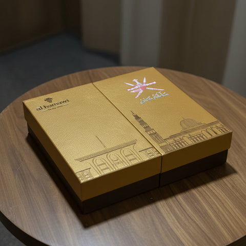 Fancy Square Magnetic Leather Box (Country Theme)